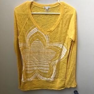 L Roxy Yellow Long sleeve Tshirt with White flower